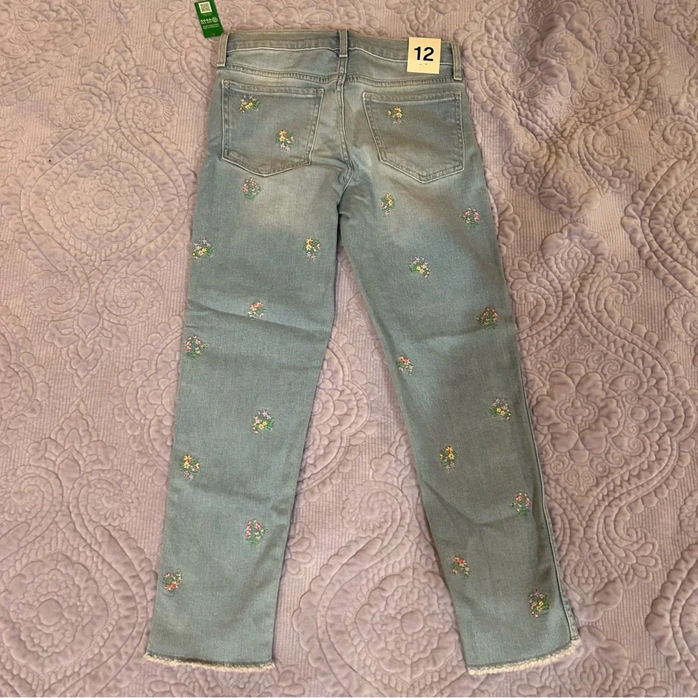 NWT Gap embroidery jeans High rise  Adjustable waist size 12 girls